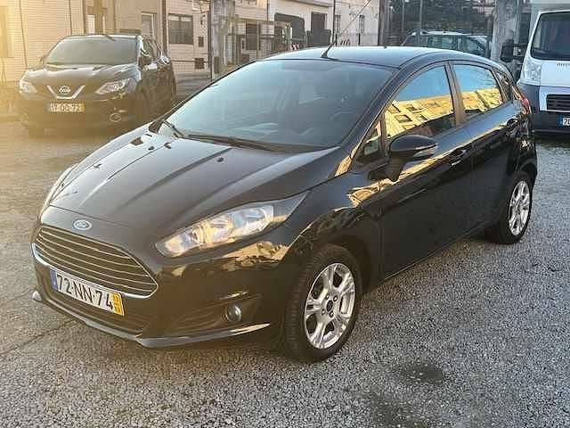 Usado Ford Fiesta 75 HP (55 kW) 2013 Preto Citadino
