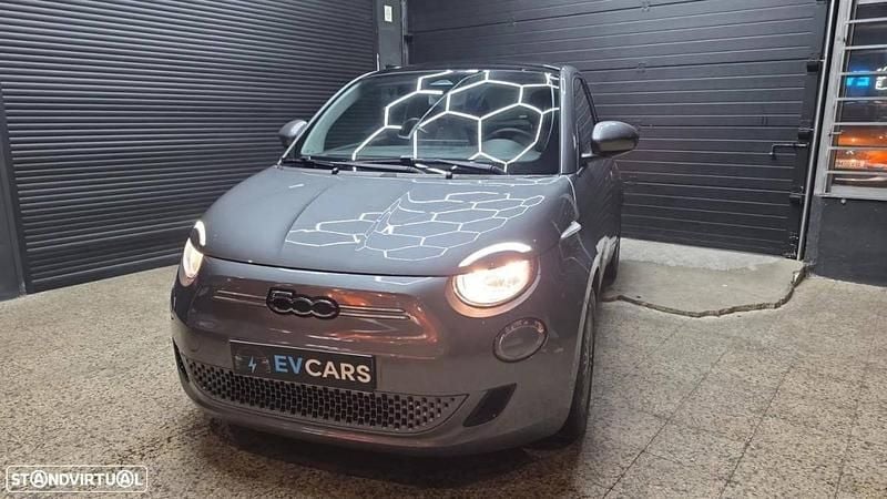 Cinzento Usado 2022 Fiat 500e | € 16.450 (Super Preço) - Imagem 1/4