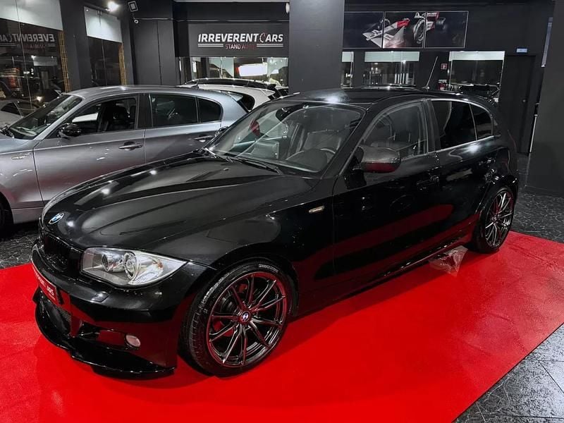 Preto Usado 2011 BMW 118 Citadino | € 13.990 (Preço justo) - Imagem 1/4