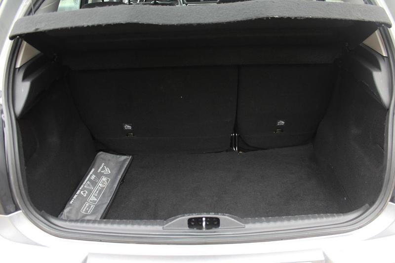 Usado Citroën C3 Feel 110 HP (80 kW) 2019 Cinza