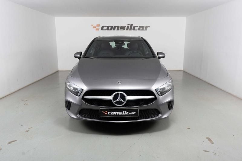 Cinza Usado 2021 Mercedes A250 Style | € 25.980 (Bom preço) - Imagem 1/4