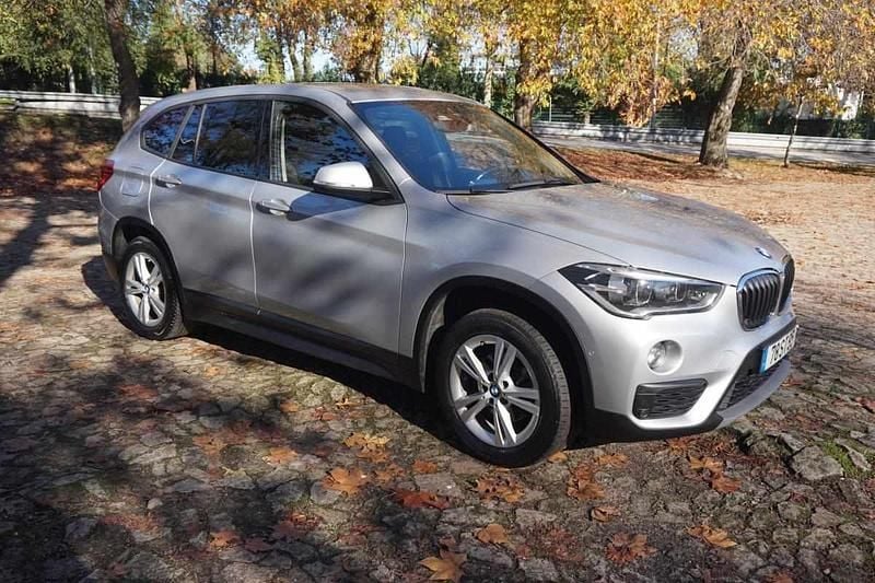 Usado BMW X1 116 HP (85 kW) 2017 Cinzento SUV