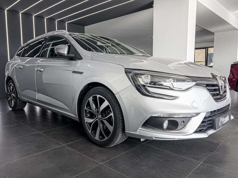 Cinzento Usado 2020 Renault Mégane IV Carrinha | € 19.500 (Caro) - Imagem 1/4