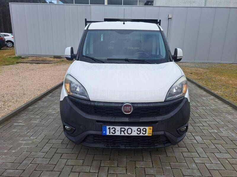 Usado Fiat Doblò 105 HP (77 kW) 2016 Branco Monovolume