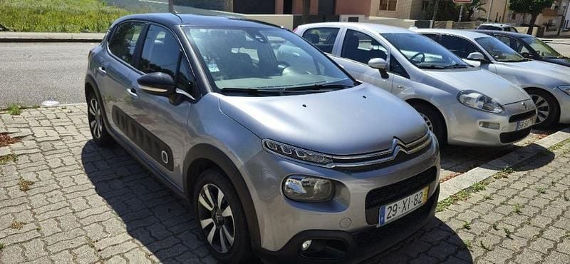 Usado 2019 Citroën C3 PureTech Citadino | € 10.990 (Bom preço) - Imagem 1/4