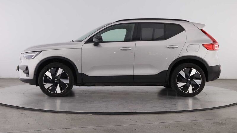 Usado Volvo XC40 184 kW (251 HP) 2024 Bege SUV
