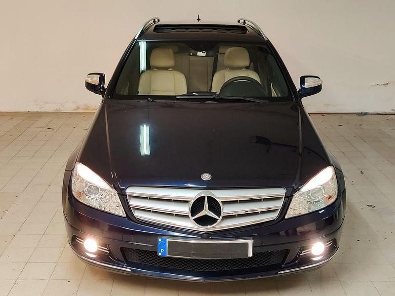 Usado 2008 Mercedes C220 Avantgarde Sedan | € 8.400 (Preço justo) - Imagem 1/4