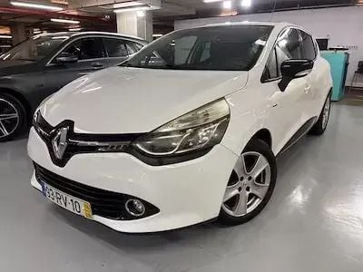 Branco Usado 2016 Renault Clio IV LIMITED | € 12.750 (Preço elevado) - Imagem 1/3
