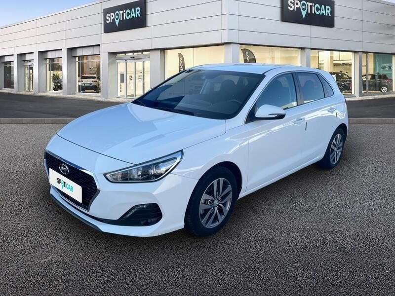 Branco Usado 2020 Hyundai i30 Style Sedan | € 20.940 (Caro) - Imagem 1/4