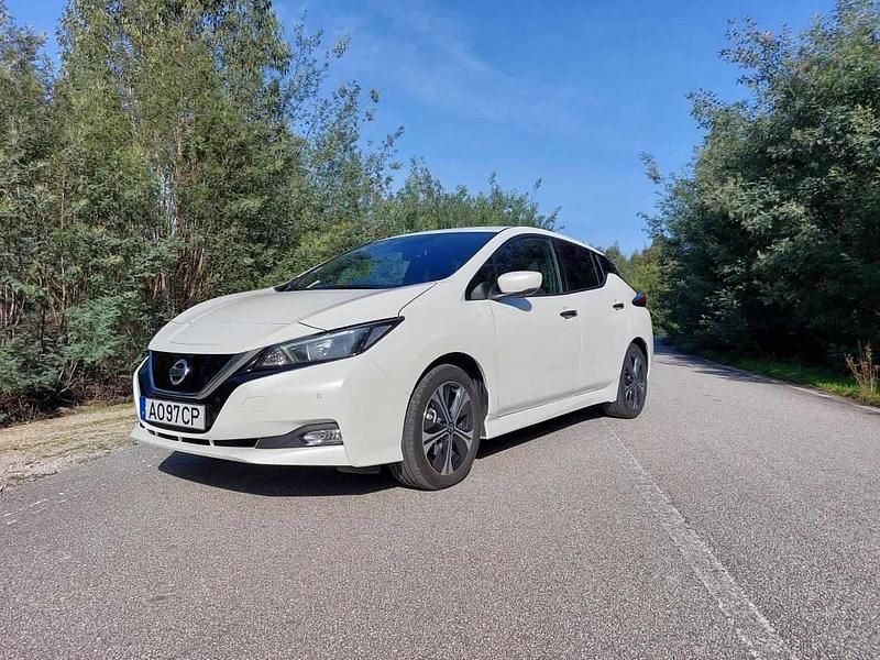 Branco Usado 2022 Nissan Leaf Citadino | € 14.000 (Super Preço) - Imagem 1/4