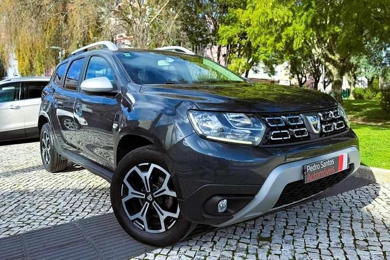 Usado Dacia Duster Prestige 110 HP (80 kW) 2018 Cinza SUV
