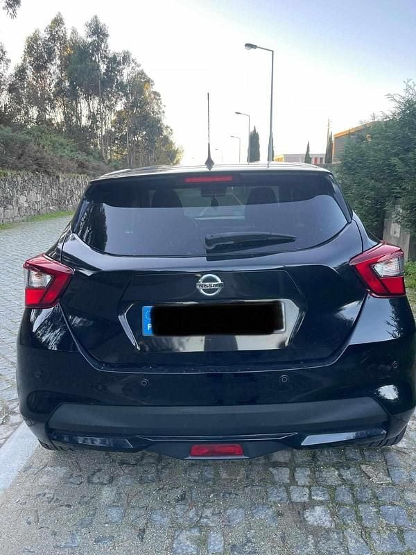 Usado Nissan Micra 90 HP (66 kW) 2017 Preto Citadino