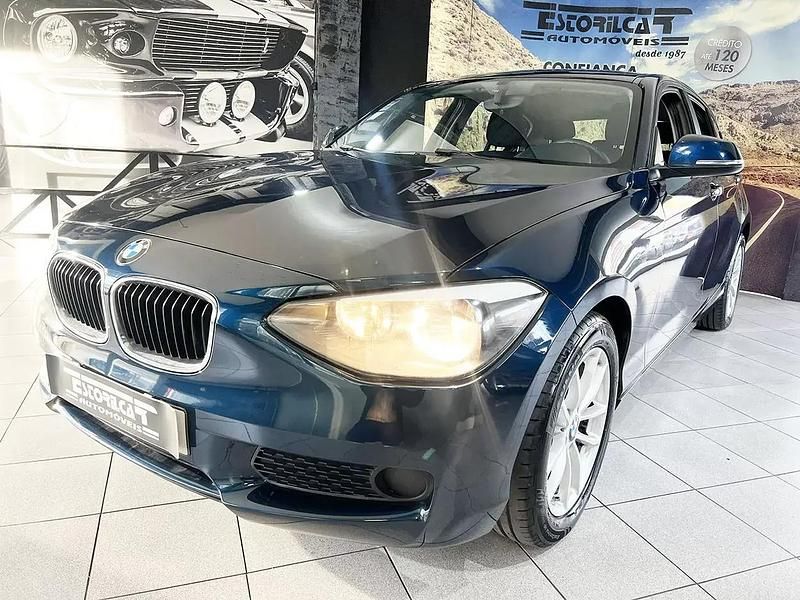 Azul Usado 2014 BMW 116 Efficient Dynamics Citadino | € 13.800 (Preço elevado) - Imagem 1/4