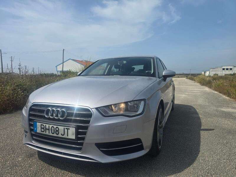Cinzento Usado 2015 Audi A3 | € 13.990 (Preço justo) - Imagem 1/4
