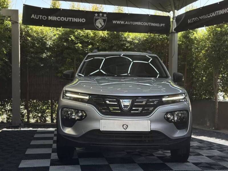 Cinzento Usado 2021 Dacia Spring Comfort Citadino | € 12.900 (Preço elevado) - Imagem 1/4
