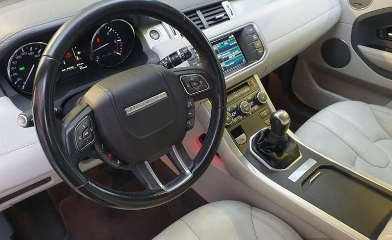 Usado Land Rover Range Rover evoque SE Dynamic 150 HP (110 kW) 2015 Azul