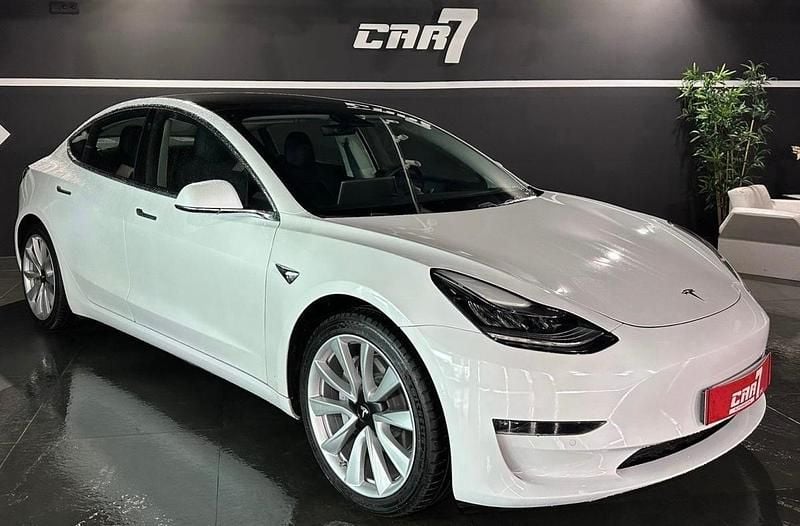 Branco Usado 2020 Tesla Model 3 Long Range AWD Sedan | € 28.500 (Preço elevado) - Imagem 1/4