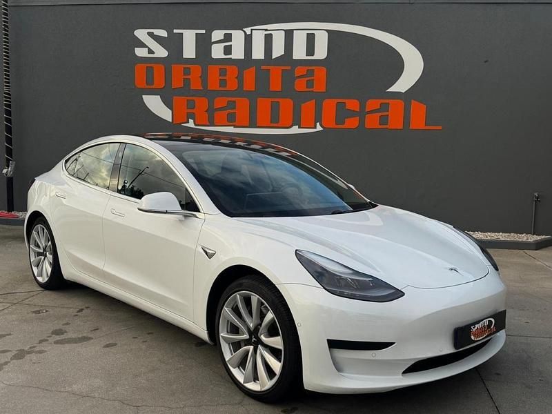 Usado Tesla Model 3 175 kW (238 HP) 2020 Branco Sedan