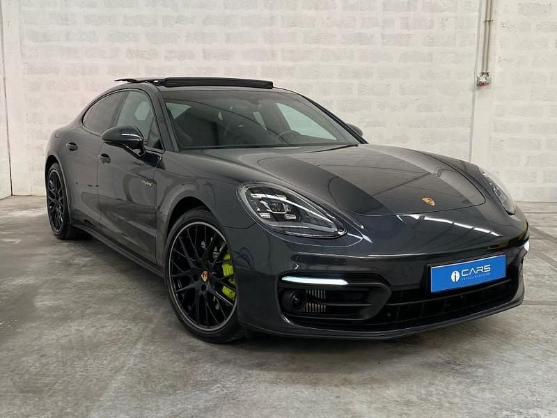 Cinzento Usado 2021 Porsche Panamera Sedan | € 89.500 (Preço elevado) - Imagem 1/4