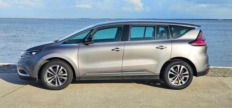 Usado Renault Espace 131 HP (96 kW) 2018 Cinzento Monovolume