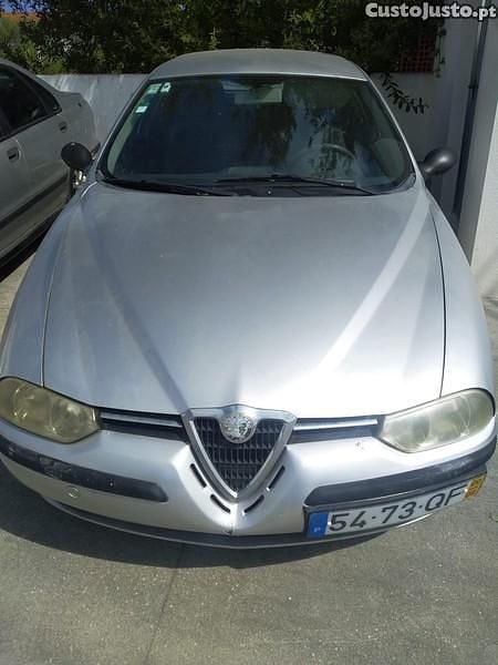 Usado Alfa Romeo 156 100 HP (73 kW) 2000 Cinza