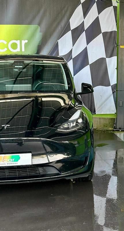 Usado Tesla Model Y 219 kW (299 HP) 2023 Preto SUV