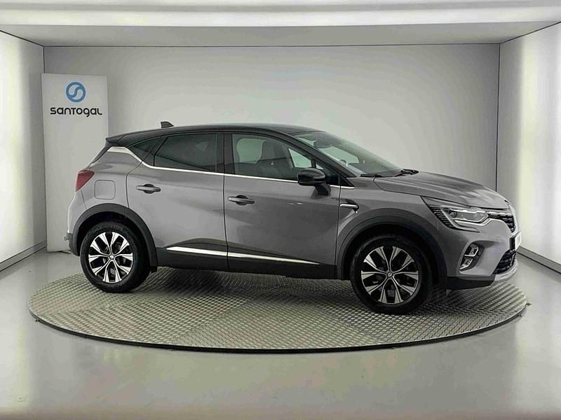 Cinzento Usado 2024 Renault Captur SUV | € 20.990 (Preço justo) - Imagem 1/4