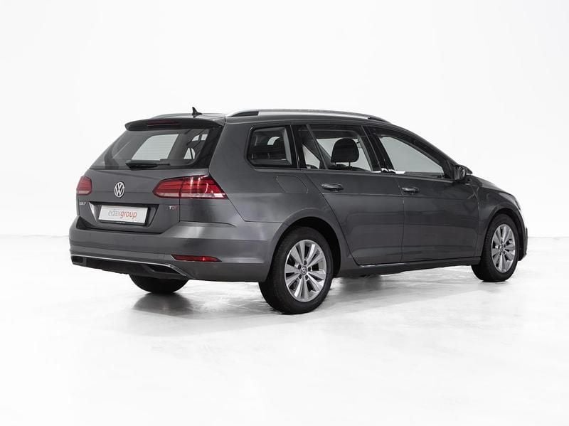 Usado VW Golf VII 115 HP (84 kW) 2017 Cinzento Carrinha