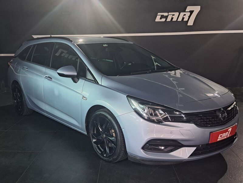 Cinza Usado 2020 Opel Astra Design & Tech Carrinha | € 16.990 - Imagem 1/4