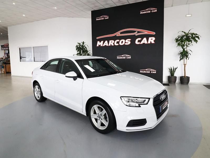 Branco Usado 2018 Audi A3 | € 17.900 (Preço justo) - Imagem 1/4