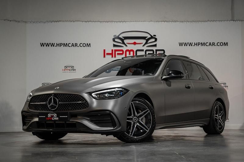 Usado Mercedes C300 AMG line 320 HP (235 kW) 2022 Cinza Carrinha