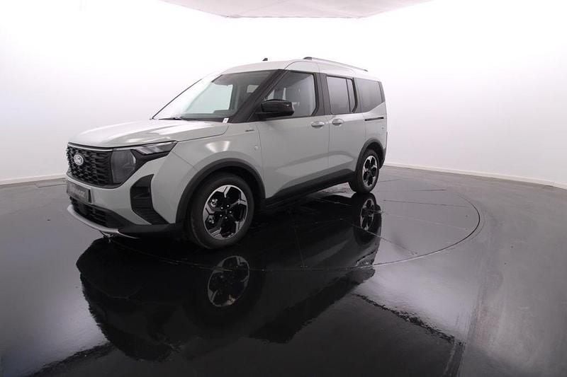 Usado Ford Tourneo 125 HP (91 kW) 2024 Cinzento