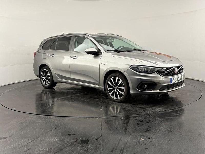 Usado Fiat Tipo 95 HP (69 kW) 2020 Cinzento Carrinha