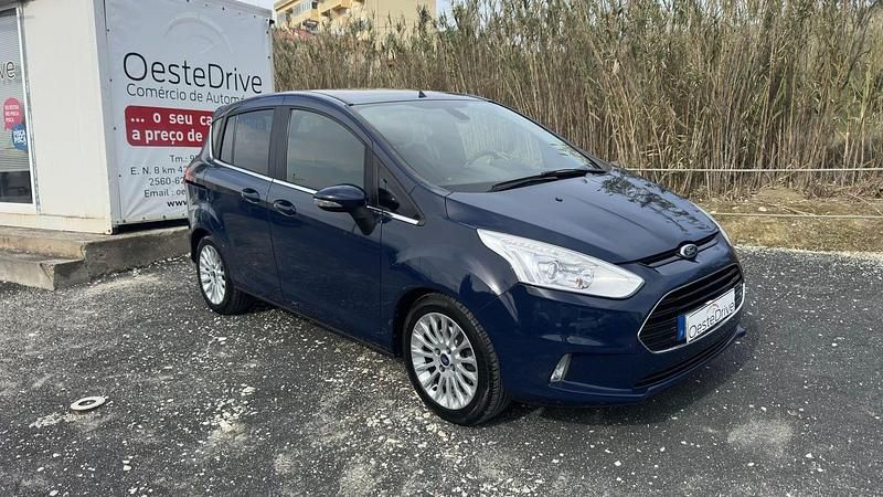 Usado Ford Ecosport Titanium 100 HP (73 kW) 2013 Azul SUV