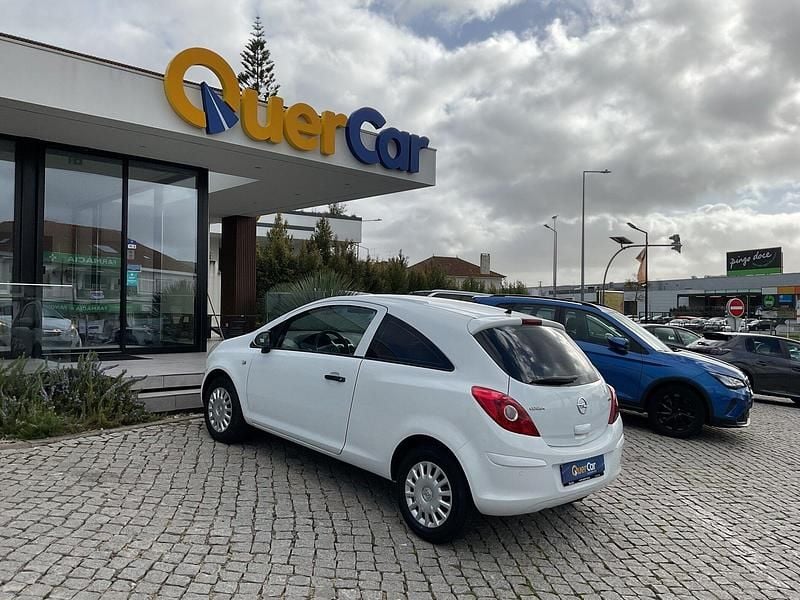 Usado Opel Corsa 75 HP (55 kW) 2013 Branco Citadino