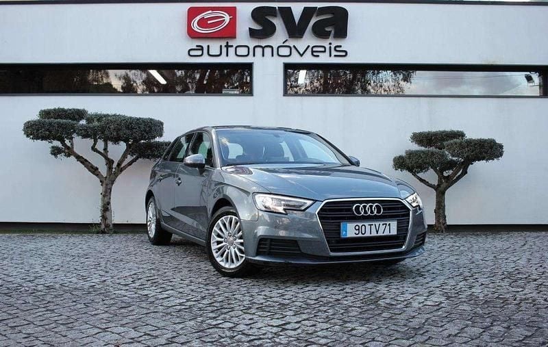 Cinza Usado 2017 Audi A3 Design Carrinha | € 16.900 (Bom preço) - Imagem 1/4