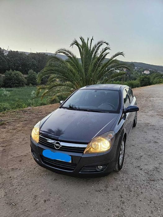 Usado 2007 Opel Astra Sedan | € 3.150 (Bom preço) - Imagem 1/4