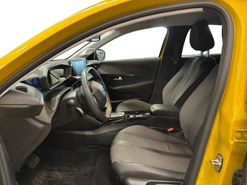 Usado Peugeot e-208 Allure 100 kW (136 HP) 2022 Amarelo Citadino