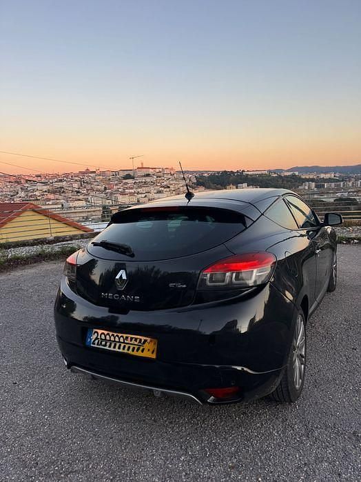 Usado Renault Mégane GT Line GT-Line 110 HP (80 kW) 2010 Coupé