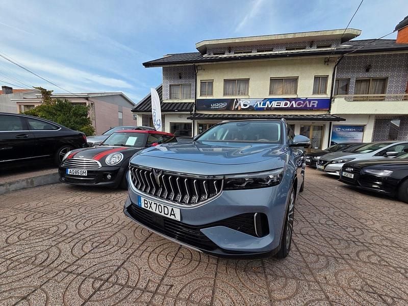 Azul Usado 2023 Voyah Free SUV | € 67.990 - Imagem 1/4