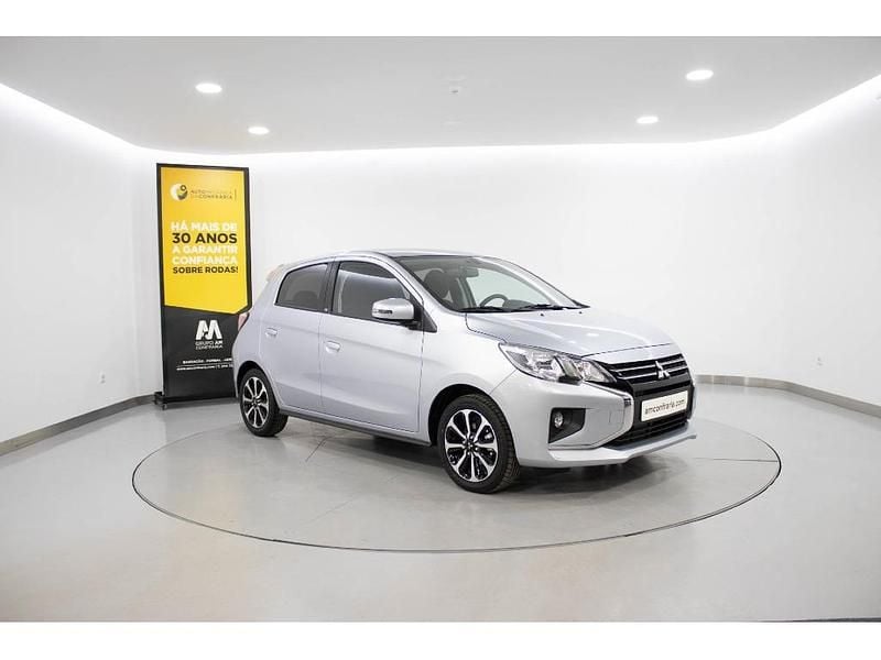 Cinzento Usado 2024 Mitsubishi Space Star | € 14.780 (Preço justo) - Imagem 1/4