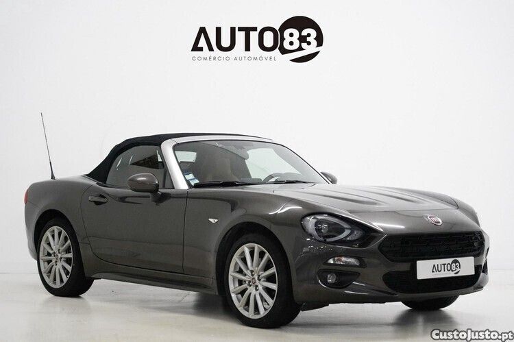 Castanho Usado 2017 Fiat 124 Spider Lusso Cabrios | € 27.990 - Imagem 1/1