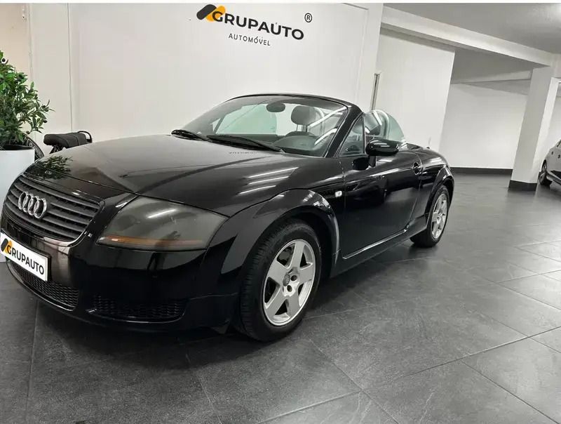 Usado Audi TT Roadster 150 HP (110 kW) 2003 Preto Cabrios
