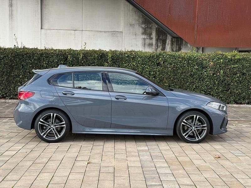 Usado BMW 116 116 HP (85 kW) 2020 Cinza Citadino