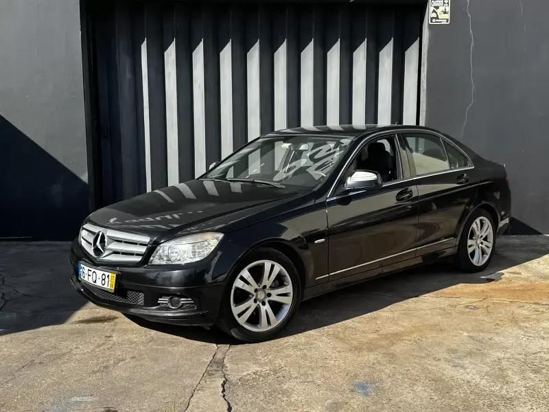 Preto Usado 2007 Mercedes C220 Sedan | € 9.990 (Super Preço) - Imagem 1/4