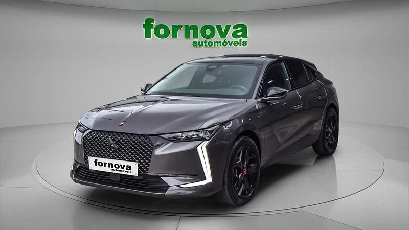 Usado DS Automobiles DS4 Performance 225 HP (165 kW) 2023 Cinza SUV