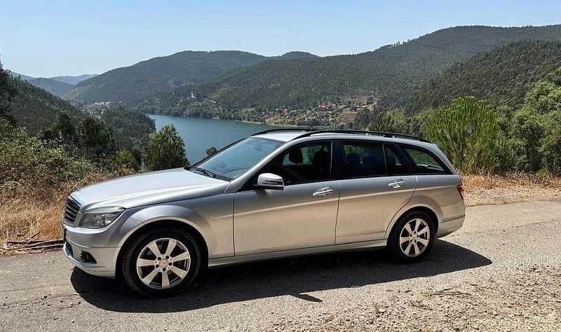 Usado 2008 Mercedes C200 Sedan | € 7.900 (Super Preço) - Imagem 1/4