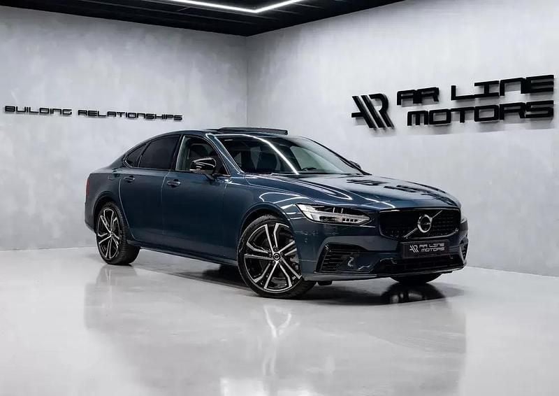 Azul escuro Usado 2024 Volvo S90 R-Design Sedan | € 59.950 - Imagem 1/4