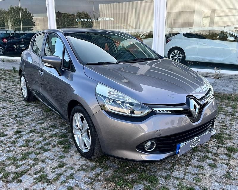 Cinza Usado 2015 Renault Clio IV LIMITED | € 9.490 (Preço justo) - Imagem 1/4