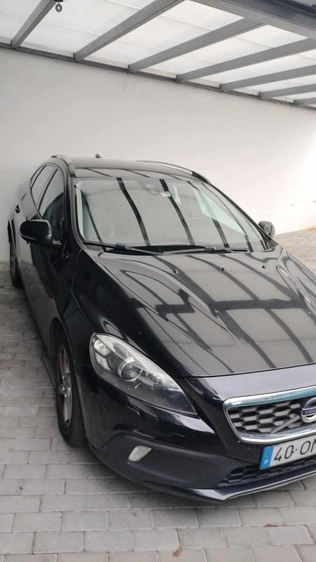Preto Usado 2014 Volvo V40 Citadino | € 9.999 (Super Preço) - Imagem 1/4